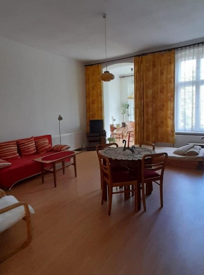 グリヴィツェApartament Kasztanowyアパートメント エクステリア 写真