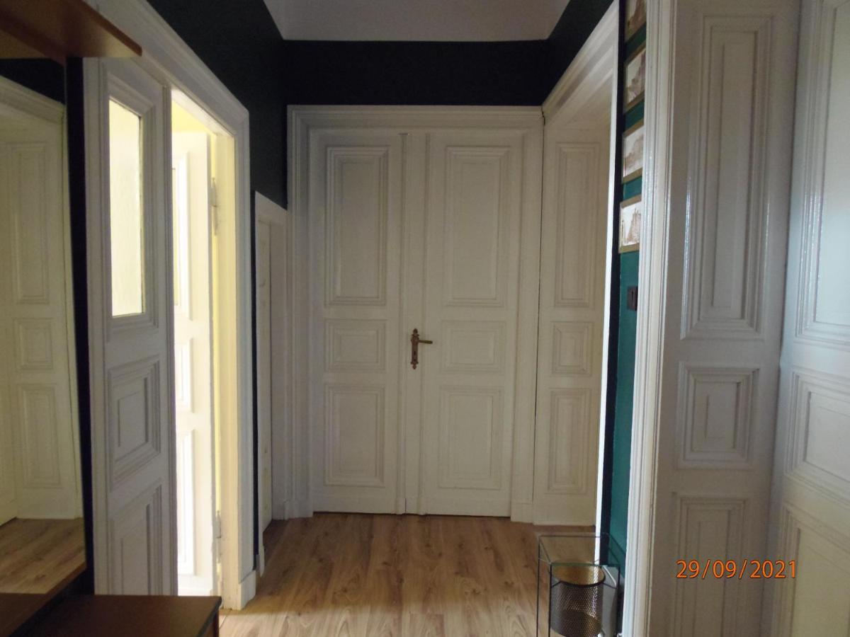 グリヴィツェApartament Kasztanowyアパートメント エクステリア 写真
