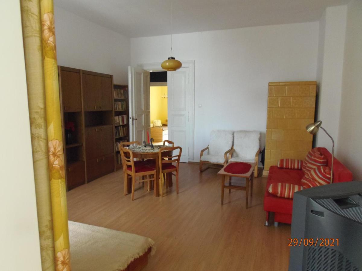 グリヴィツェApartament Kasztanowyアパートメント エクステリア 写真