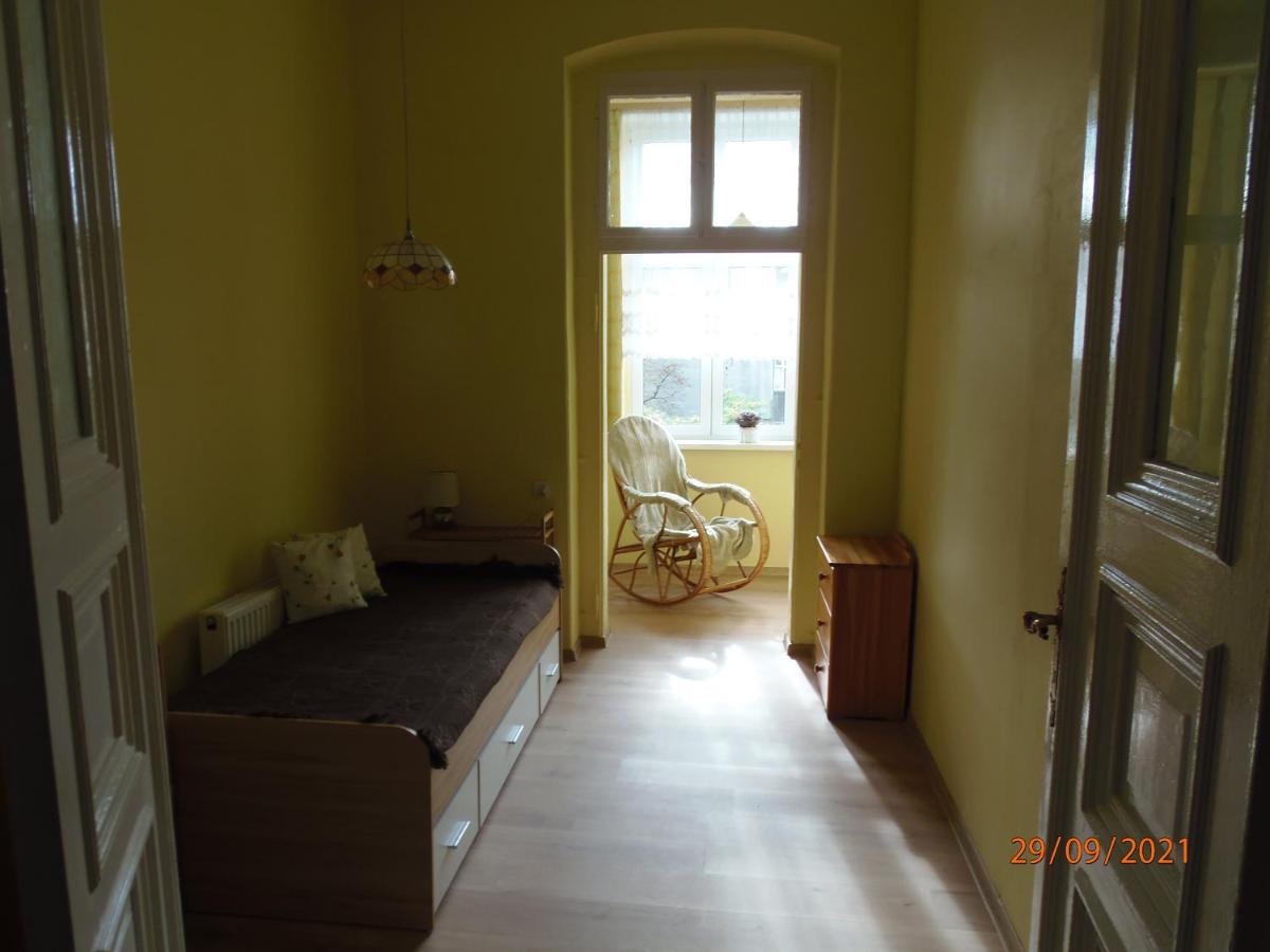 グリヴィツェApartament Kasztanowyアパートメント エクステリア 写真