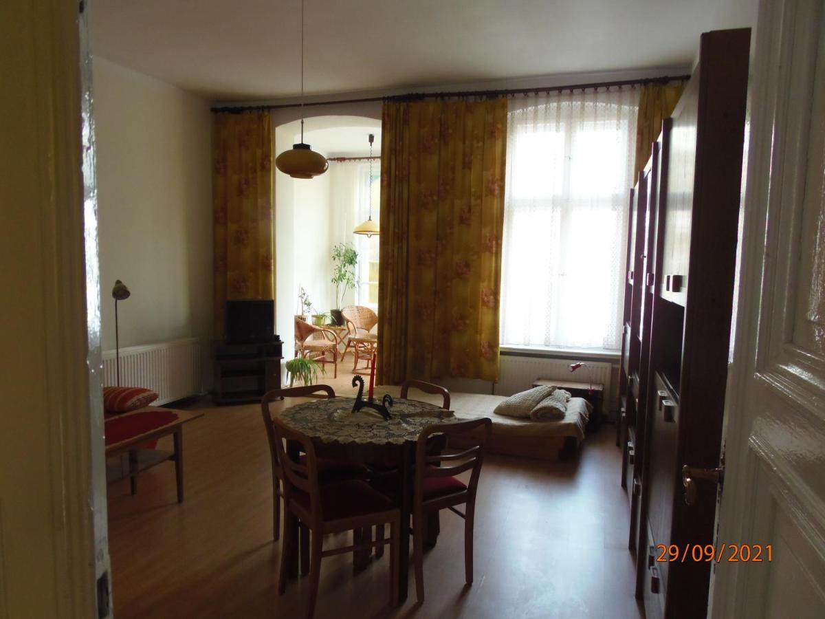 グリヴィツェApartament Kasztanowyアパートメント エクステリア 写真