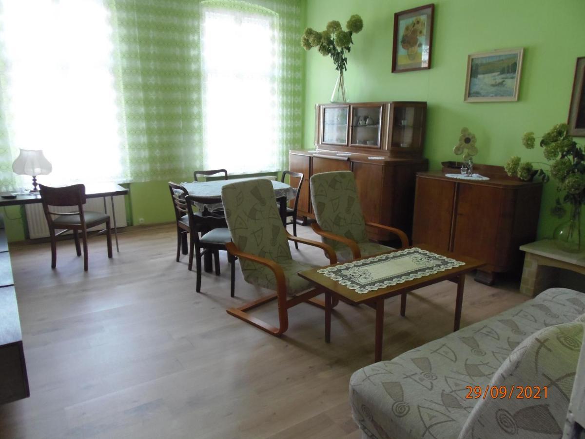 グリヴィツェApartament Kasztanowyアパートメント エクステリア 写真